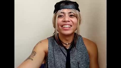 Snapshot of baddiee18 chatting on November 9, 2025, 8:18 pm baddiee18 online show from November 9, 2025, 8:18 pm