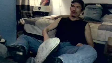 Mexican livin Off the Wall online show from October 15, 2025, 3:17 am