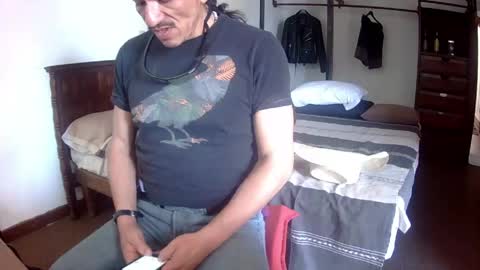 Mexican livin Off the Wall online show from May 1, 2026, 7:29 pm