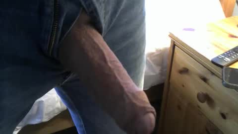 badlad10 online show from April 19, 2026, 4:50 pm