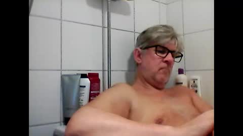 baggelina75 online show from January 27, 2025, 7:13 pm