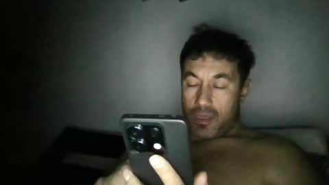 Bagio online show from November 15, 2025, 9:00 pm