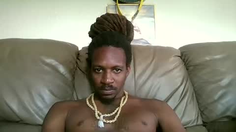 Snapshot of bahamian_linga chatting on June 13, 2026, 6:28 pm bahamian_linga online show from June 13, 2026, 6:28 pm