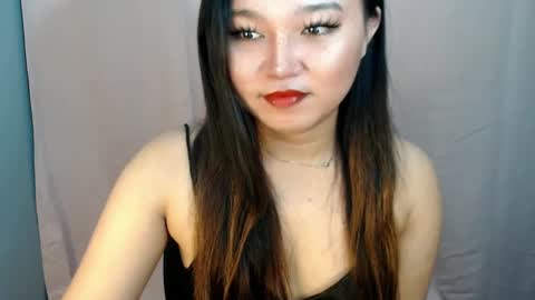 april online show from March 2, 2025, 8:29 pm