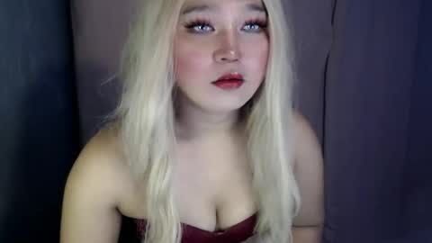 april online show from March 7, 2026, 2:25 pm