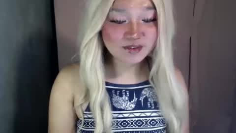 april online show from March 30, 2026, 5:36 pm