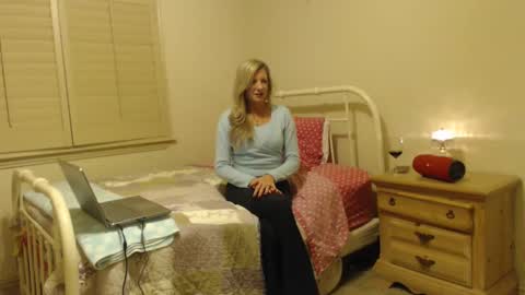 Happy Girl online show from January 16, 2025, 5:11 am