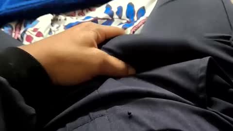 bajoceroo10 online show from December 18, 2025, 1:11 am