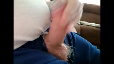 Snapshot of ballymoneysham chatting on December 9, 2024, 10:32 am ballymoneysham online show from December 9, 2024, 10:32 am