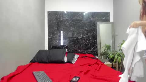 Snapshot of bambi_0 chatting on March 2, 2025, 7:32 am bambi 0 online show from March 2, 2025, 7:32 am