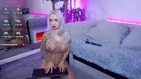 BambiAndAyline online show from December 11, 2024, 4:18 am