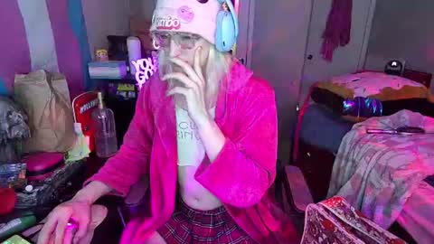 Snapshot of bambibimbosparkles chatting on July 5, 2026, 3:13 am Bambi Sparkles TS online show from July 5, 2026, 3:13 am
