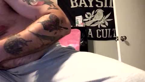 bambooapples87 online show from October 16, 2025, 1:34 pm