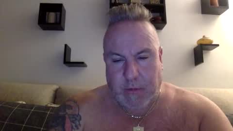 banana5289 online show from February 12, 2026, 9:32 pm