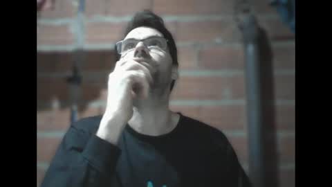 Ezequiel online show from April 19, 2026, 9:50 pm