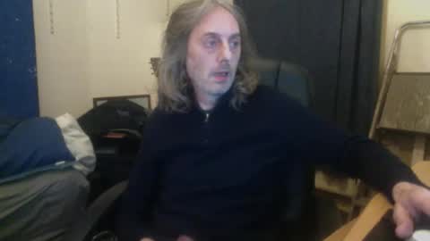 bangintoleather online show from November 20, 2025, 3:18 am