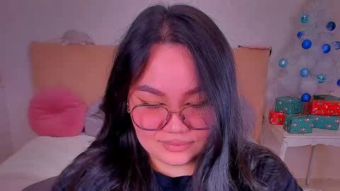 Barbie Kim online show from December 22, 2024, 1:55 am