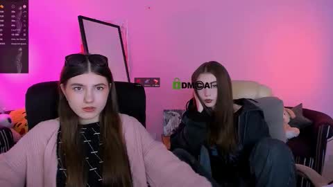 Snapshot of barbara_crazy chatting on October 19, 2025, 8:37 am barbara_crazy online show from October 19, 2025, 8:37 am