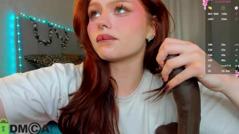 barbara_dunnn online show from April 6, 2026, 9:43 am