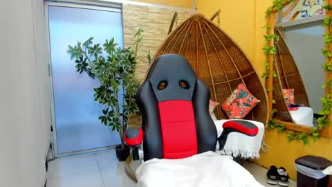 Barbara  online show from March 9, 2025, 11:47 am