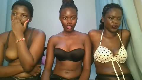 queen online show from September 30, 2025, 1:21 am