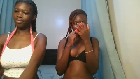 queen online show from November 27, 2025, 8:00 pm