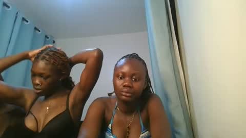 queen online show from March 1, 2026, 8:44 pm