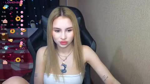 Eva online show from February 21, 2025, 6:59 pm