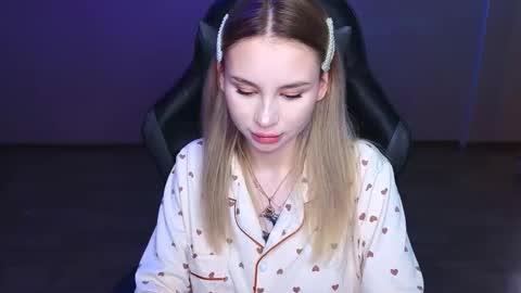 Eva online show from March 1, 2025, 10:21 pm