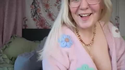 barbiegirl966 online show from November 11, 2025, 9:42 am