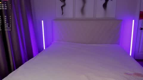  Emma online show from April 26, 2026, 7:44 pm