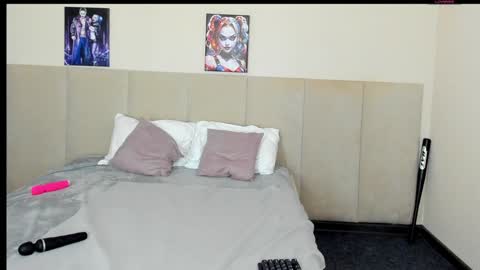 Snapshot of barbiemuscle1 chatting on December 2, 2024, 10:28 am Barbie online show from December 2, 2024, 10:28 am