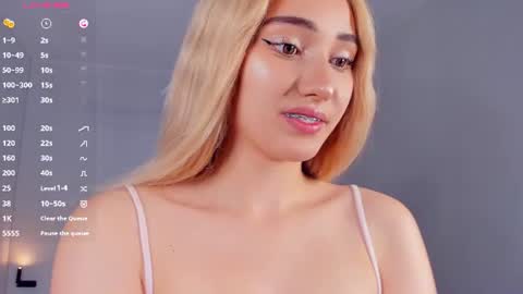 Snapshot of barbimia chatting on July 10, 2026, 2:08 pm Mia online show from July 10, 2026, 2:08 pm