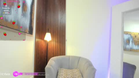 Luna online show from January 18, 2025, 2:23 pm