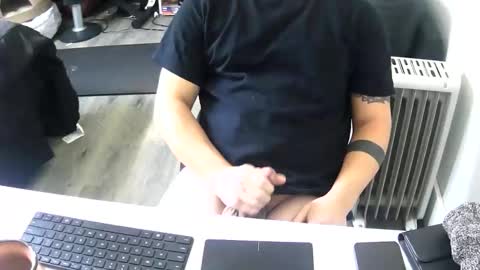 bardamu333333 online show from April 2, 2026, 10:18 pm