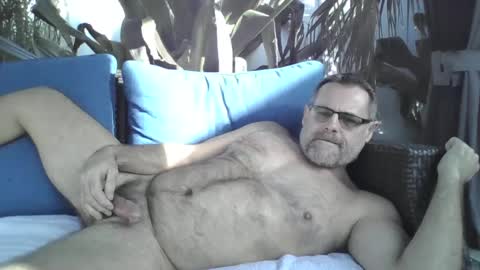 Barry Arnauld online show from January 1, 2025, 8:47 pm