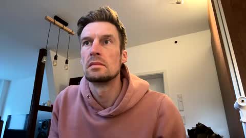 Snapshot of basst23 chatting on February 17, 2025, 7:04 am basst23 online show from February 17, 2025, 7:04 am