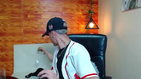 Bastian online show from December 28, 2024, 4:19 am