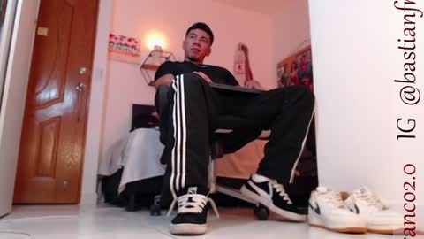 Bastian Independent Model online show from December 15, 2024, 2:08 am