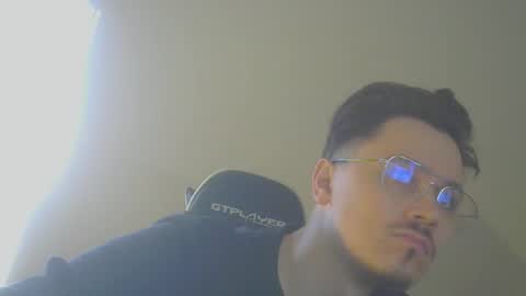 Bastian online show from April 18, 2026, 8:07 am