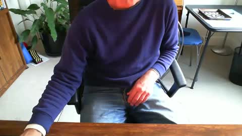 BateBro13 online show from February 9, 2025, 9:06 pm