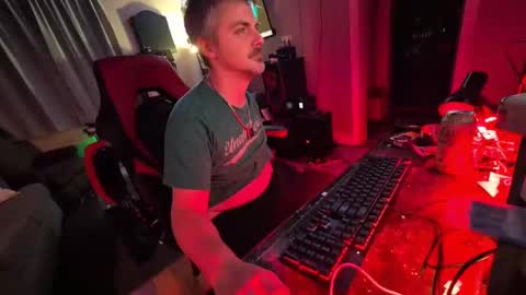 Snapshot of baterboy8687 chatting on February 7, 2025, 10:40 am baterboy8687 online show from February 7, 2025, 10:40 am