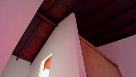 battista  online show from September 17, 2025, 6:42 pm