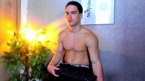 battista  online show from September 29, 2025, 1:11 am