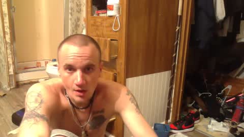 battlewolfxx online show from December 14, 2024, 10:02 am