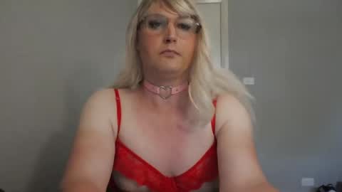 BjBambi online show from February 2, 2025, 4:26 am