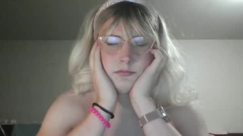 BjBambi online show from March 11, 2026, 5:19 pm