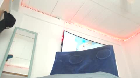  deivid  online show from October 7, 2025, 4:15 pm