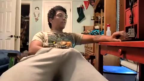 bbbbbro21 online show from July 16, 2026, 7:53 pm