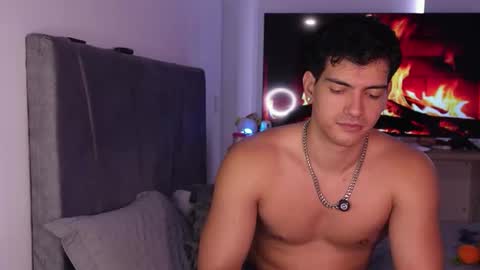 Snapshot of bbbeachboy chatting on February 3, 2026, 9:20 pm Valentino online show from February 3, 2026, 9:20 pm